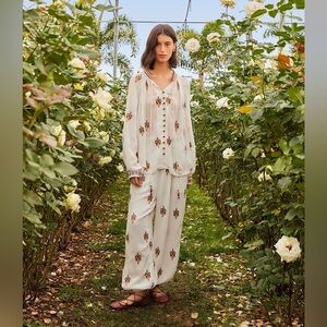 FARM RIO Off-White Anchor Tapestry Embroidered Pants